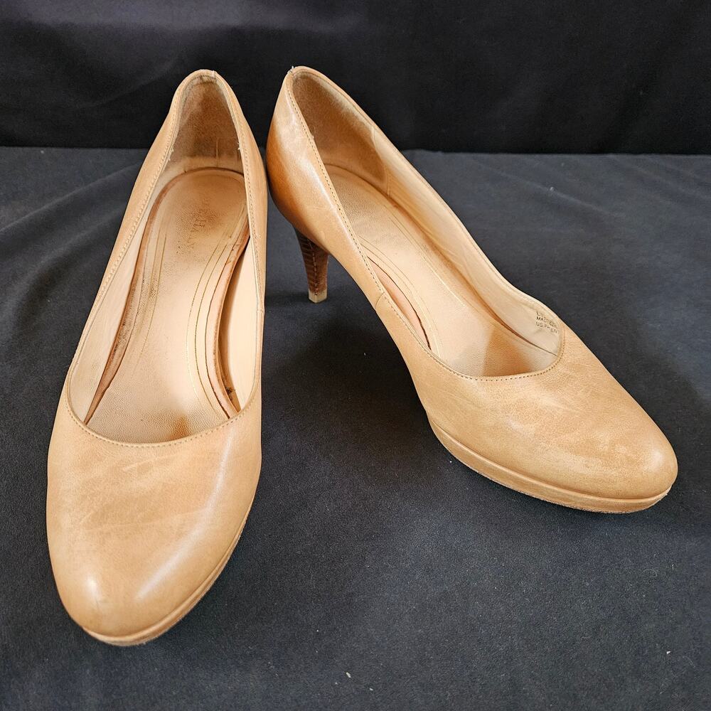 🛍️🤩Cole Haan Nike Air Leather pumps with wooden stacked heel.